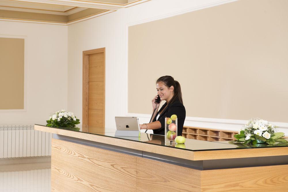 Liqaa Hotel Beirut Exterior photo