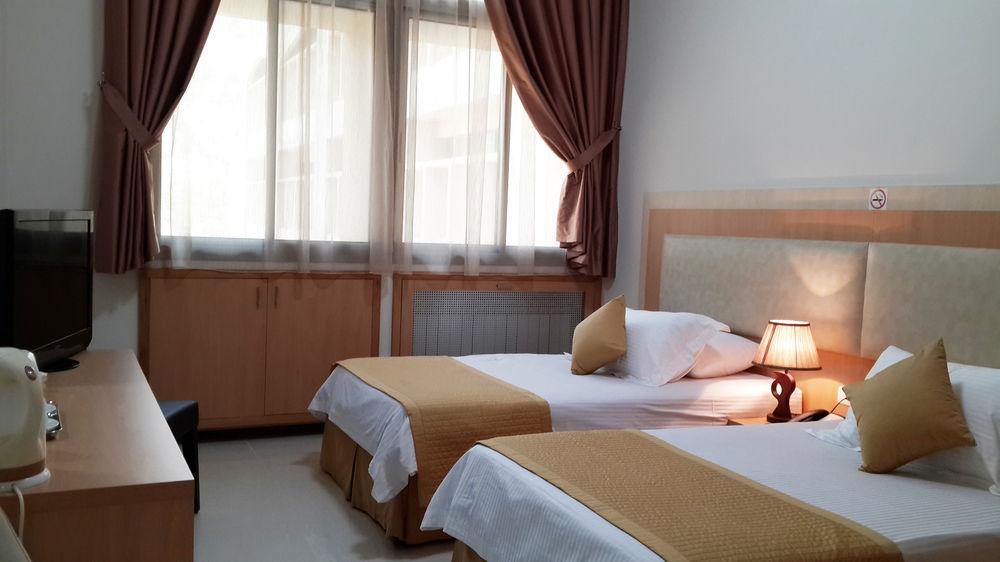 Liqaa Hotel Beirut Exterior photo