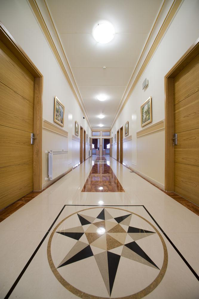 Liqaa Hotel Beirut Exterior photo