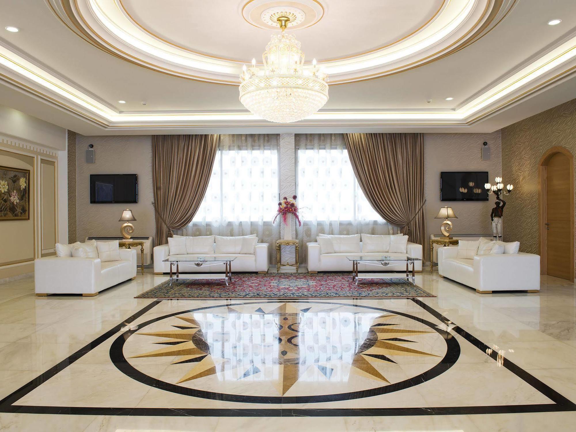 Liqaa Hotel Beirut Exterior photo